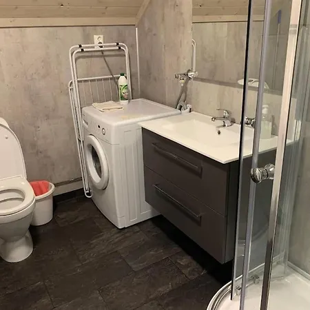 Apartment I Rorbu Pa - Yttersia Senja