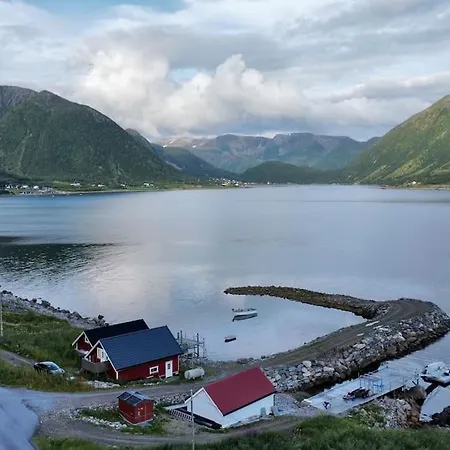 I Rorbu Pa - Yttersia Senja Kallfarnes