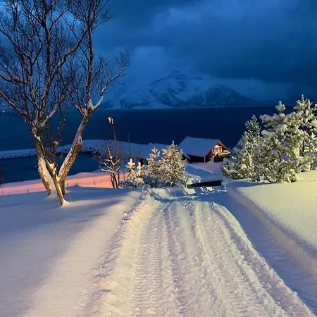 I Rorbu Pa - Yttersia Senja アパート *
