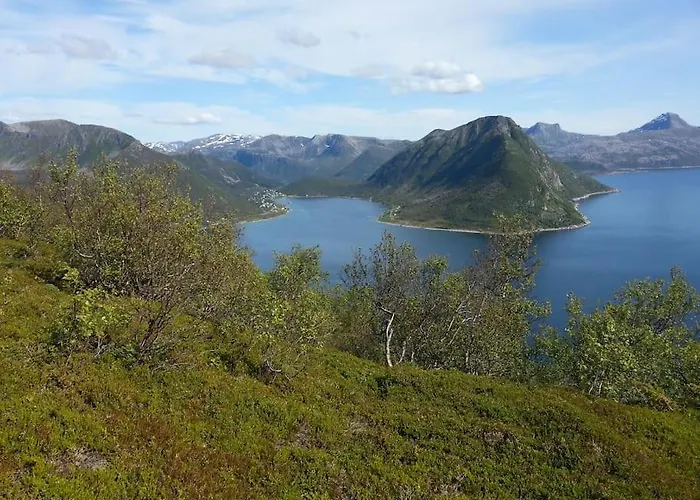 I Rorbu Pa - Yttersia Senja *